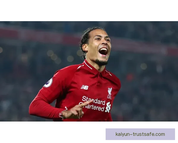 范戴克入选英超年度最佳阵容，防守表现稳健备受认可